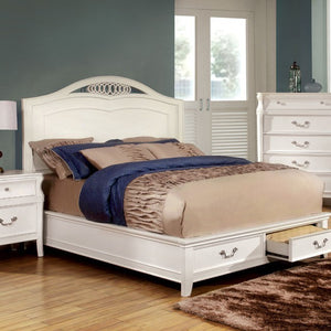 Elvas Transitional Queen Bed (White)