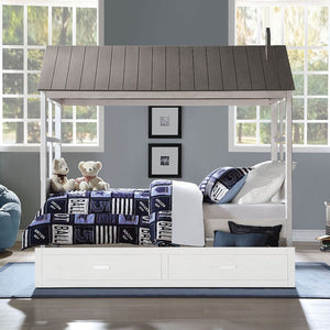 Tree House II Twin Canopy Bed w/ Trundle