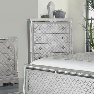 Eleanor Rectangular 5-drawer Chest (Silver and Grey)
