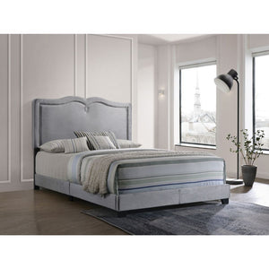 Reuben Upholstered Queen Bed (Grey)