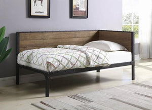 Weathered chestnut Day bed