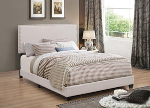 Boyd Upholstered Bed with Nailhead Trim (Ivory)