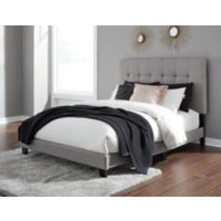 Adelloni Signature Upholstered Bed (Grey)
