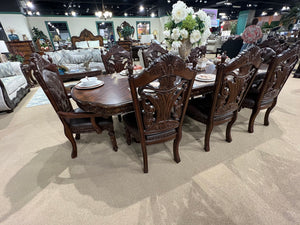 Canyonville Dining Set (Brown Cherry)