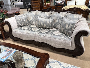 Clarice Living Room Set (Beige/Silver)
