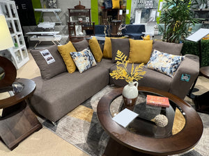 Krefeld Contemporary Sectional (Brown)