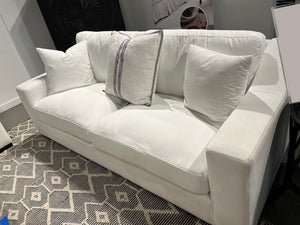 Ashlyn Living Room Collection (White)