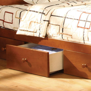 Cara Cottage-style Bed (Oak)