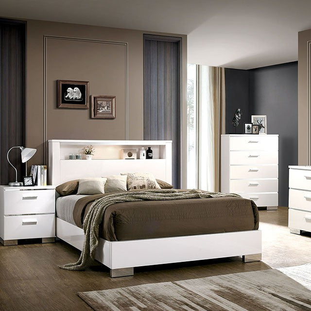 Carlie Contemporary Bed (White)
