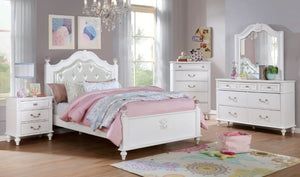 Belva Traditional Bed (White)