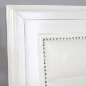 Golva Contermporary Bed (White)