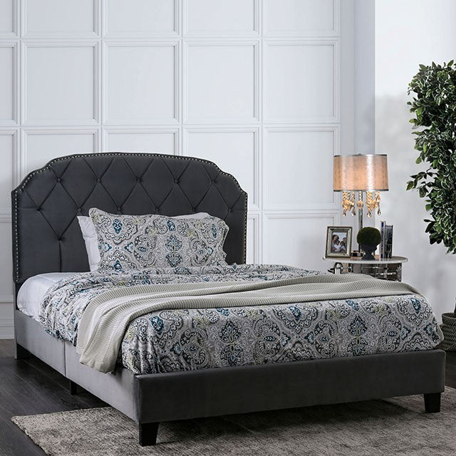Osnabrock Transitional King Bed (Grey)
