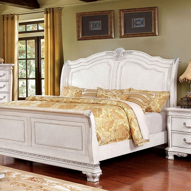 Isidora Traditional King Bed (White Wash)