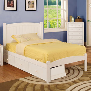 Caren Cottage-style Bed (White)