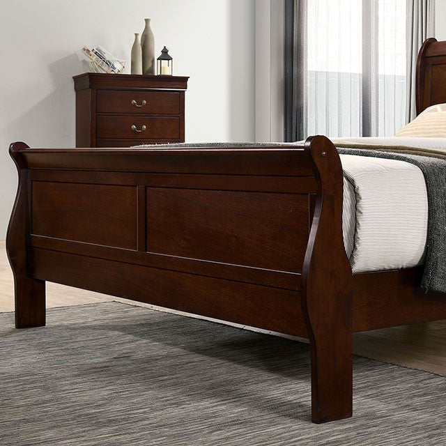 Louis Philippe Transitional Bed (Cherry) – Fully Furnished